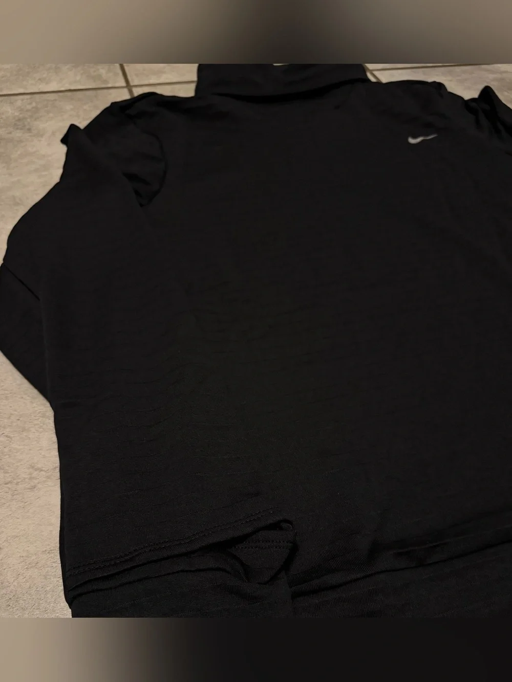 Nike Therma-FIT Women’s Swift Element Turtleneck Running Top Sizes ( S, L)